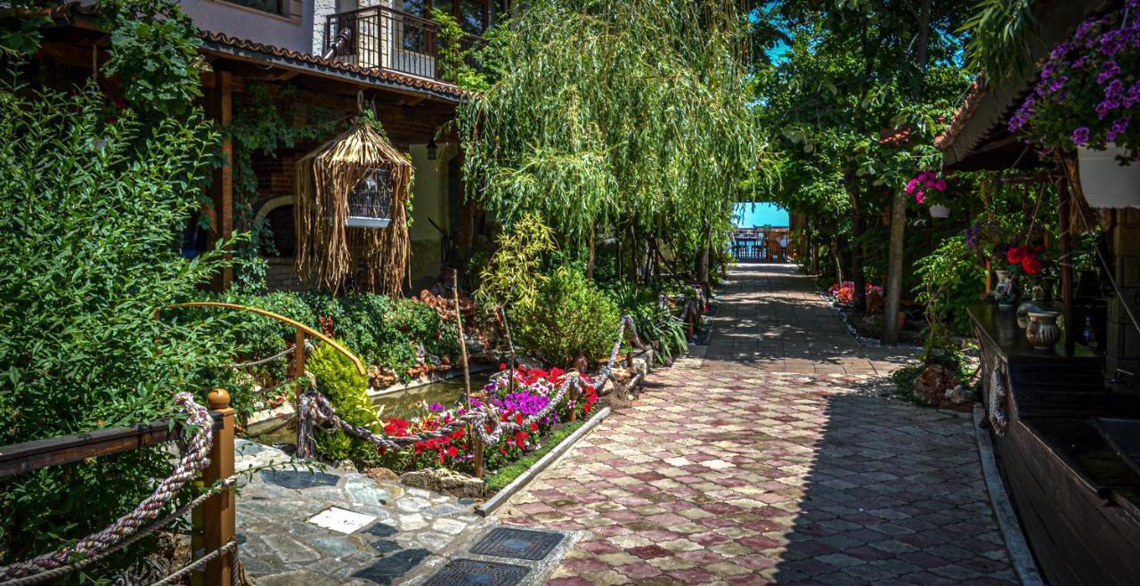 Hotel Insula Neptun Exterior photo